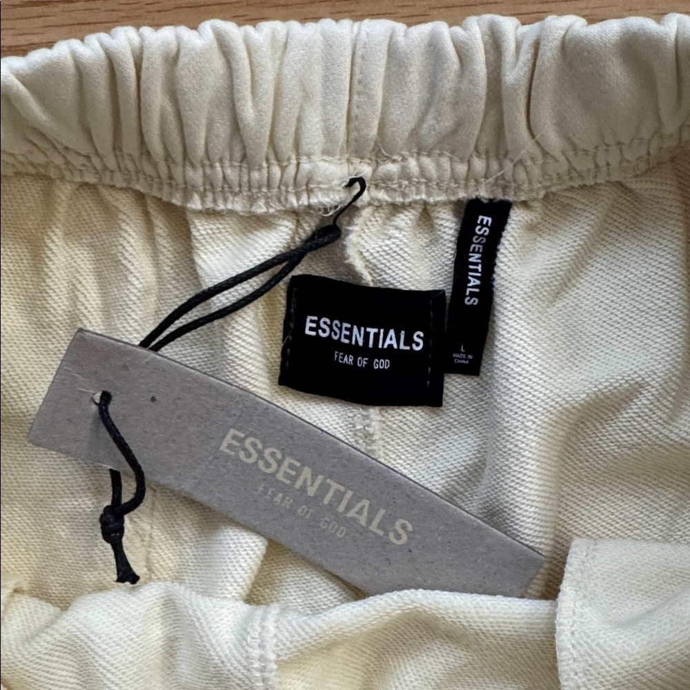 Fear of God Essentials Set ✨ size Medium - Picture 8 of 16